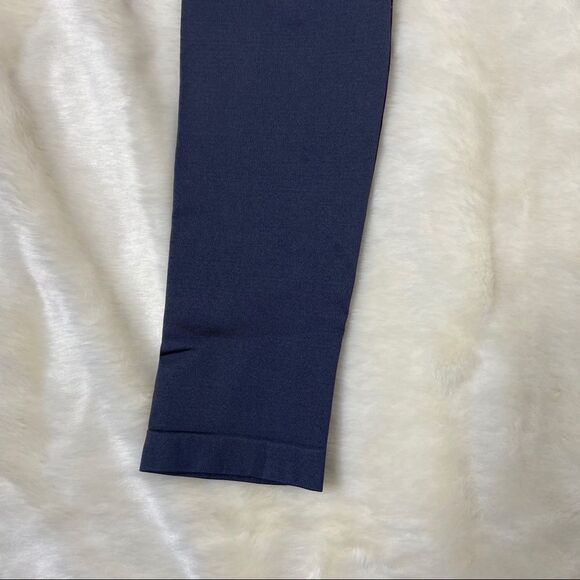 Gymshark gray  fit leggings tight medium - Picture 2 of 6